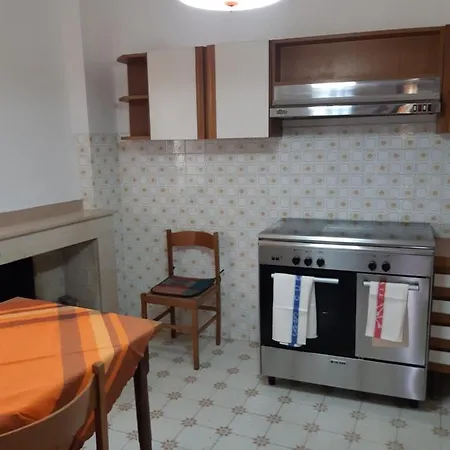 Apartment - Via Torriccelli, 19 Loceri